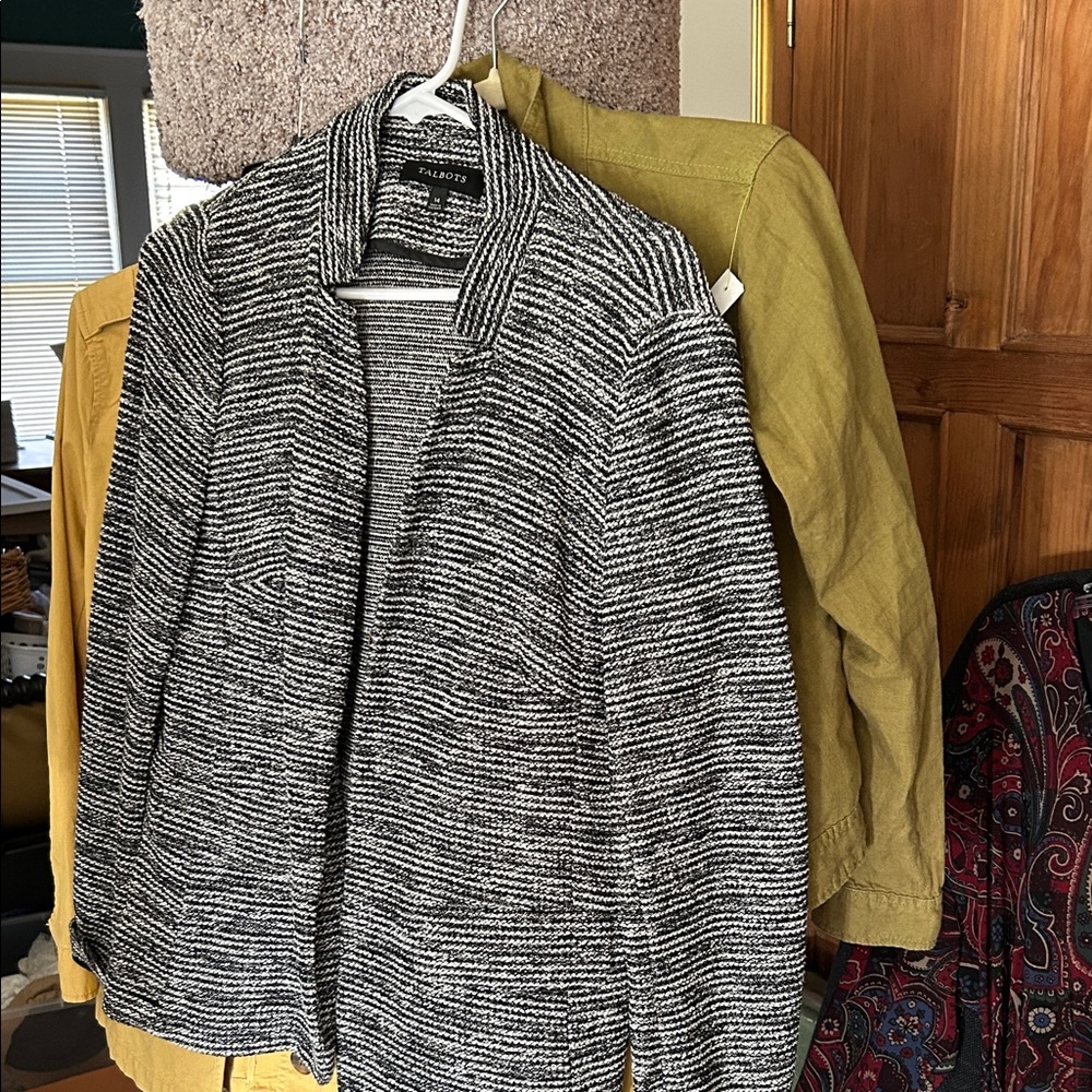 Talbots Black/White Textured Blazer